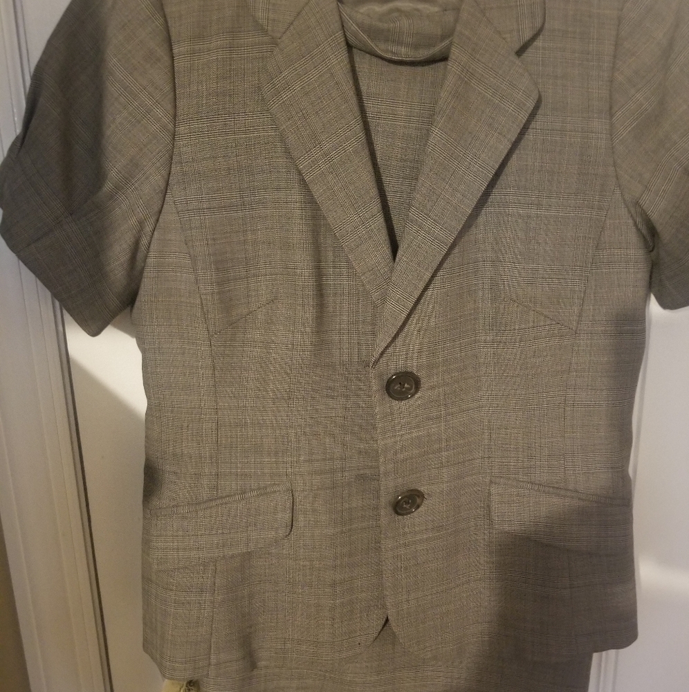 Banana Republic brown and gray skirt suit size 4 P
